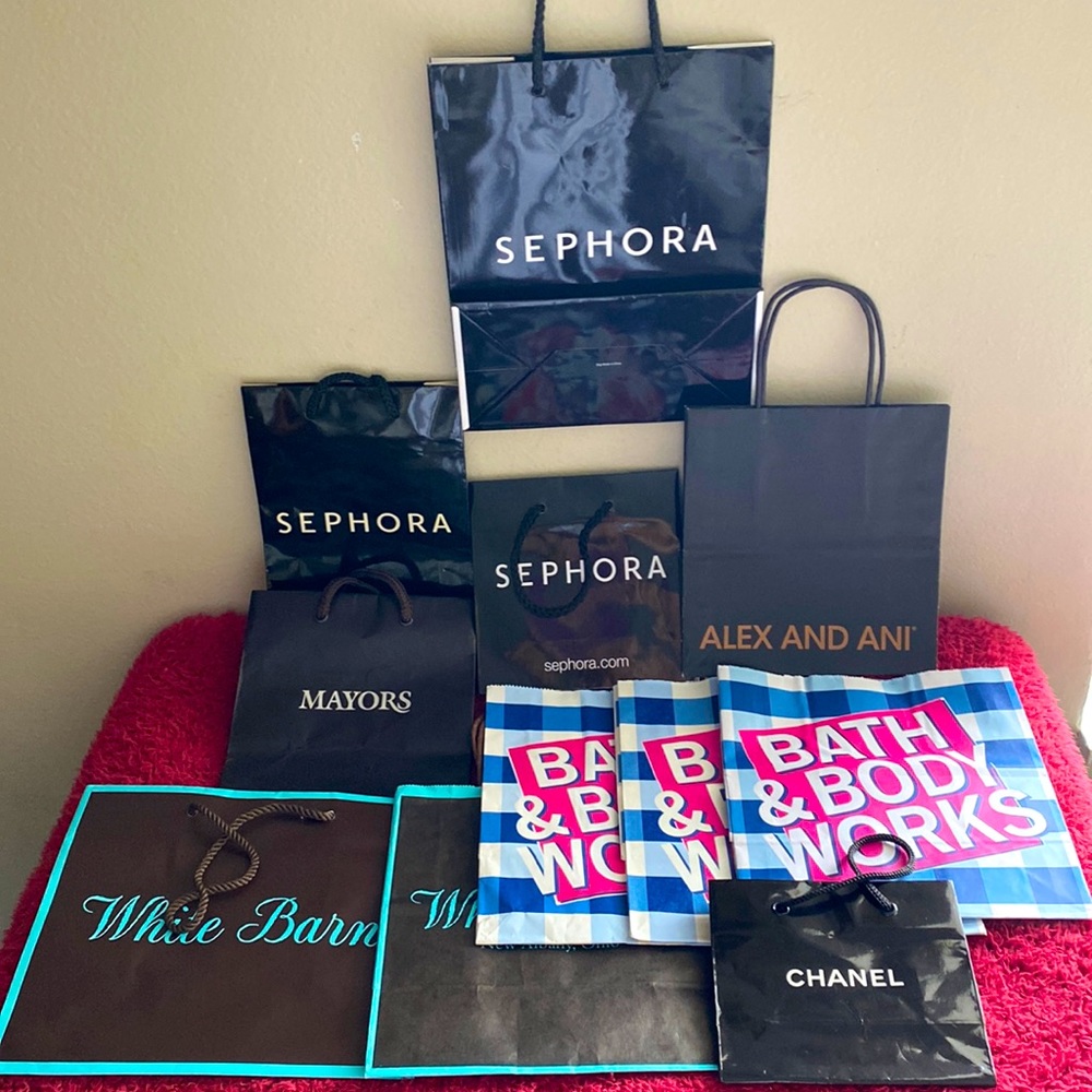 “Bundle of 11 Shopping Bags”